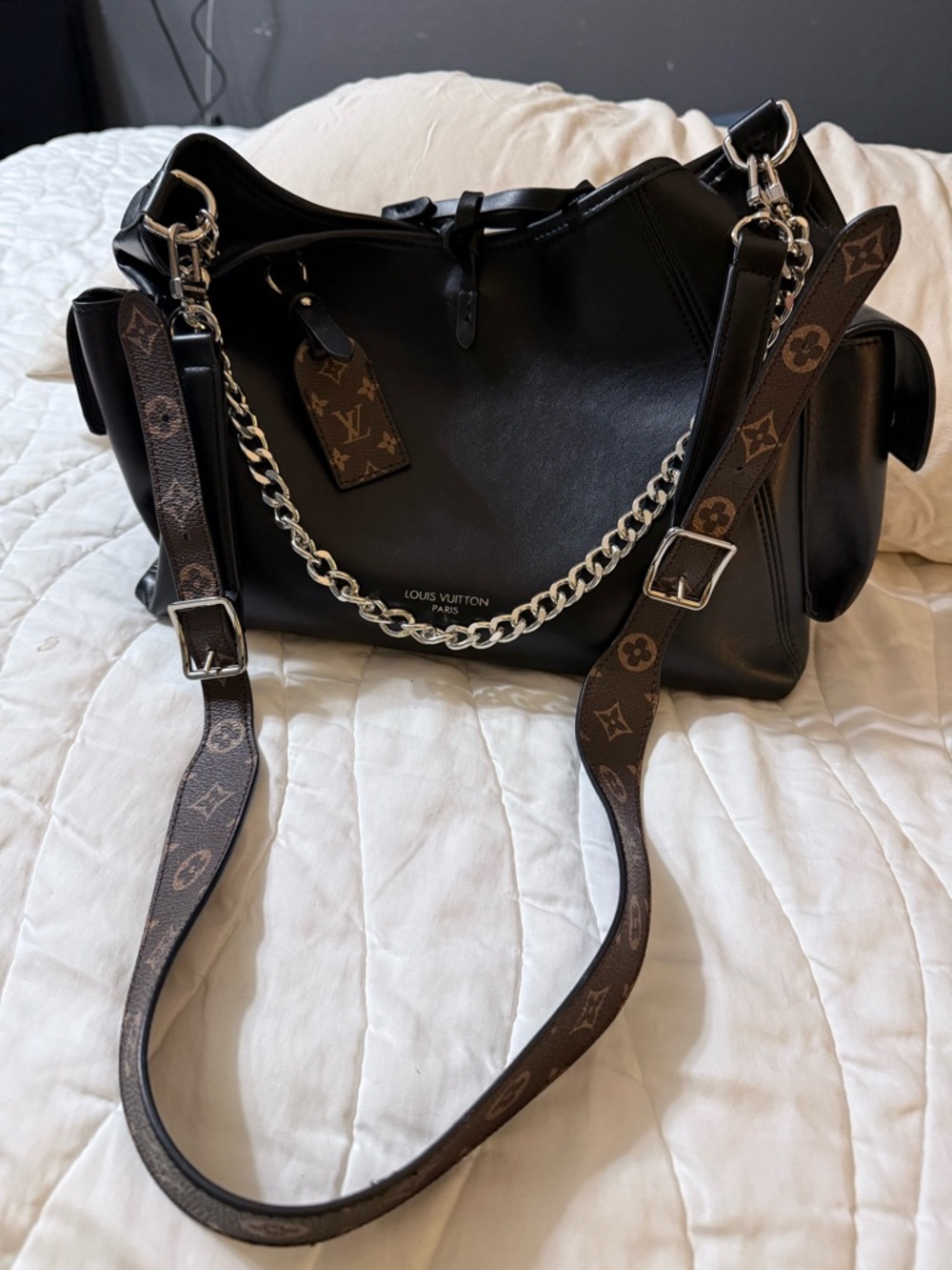 Louis Vuitton Black Leather Shoulder Bag with Monogram Strap and Chain - Picture 2 of 4